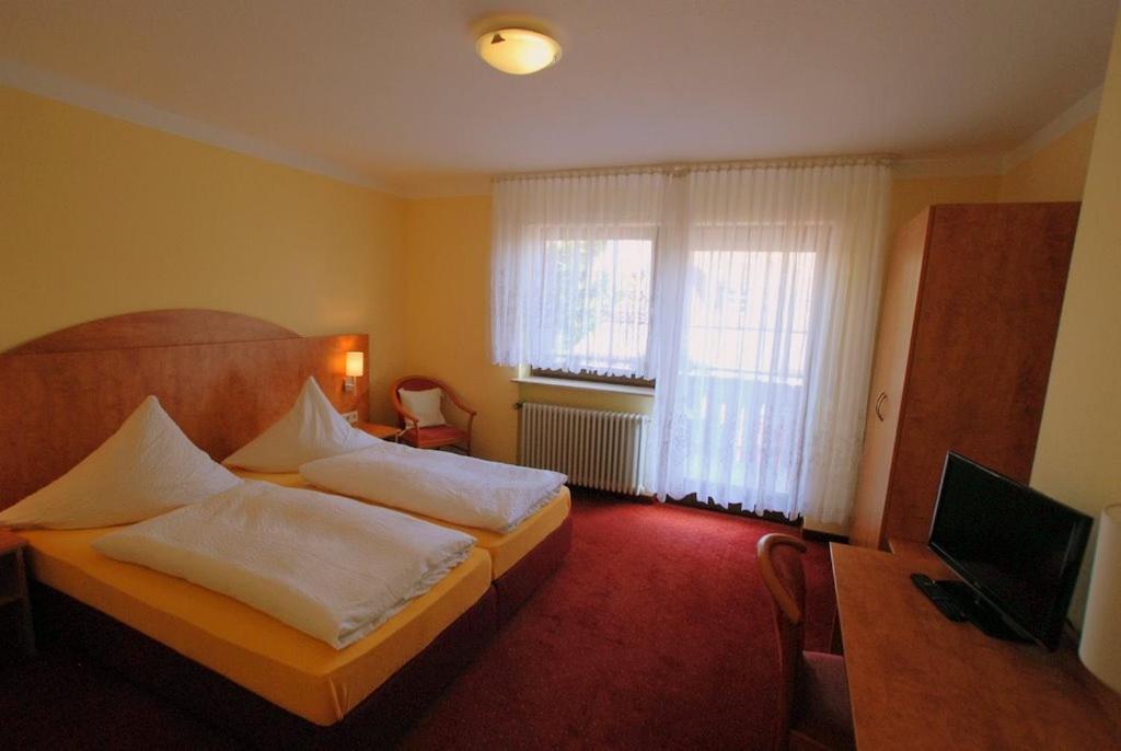 Hotel Weinberg Гагнау Номер фото